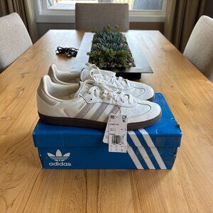 Adidas Samba OG sneaker, like new condition size M9/W10